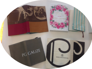 紙袋でブックカバーをDIY