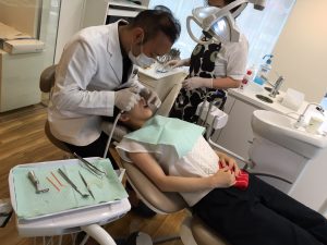 インビザライン矯正後半戦 その②「アタッチメント」